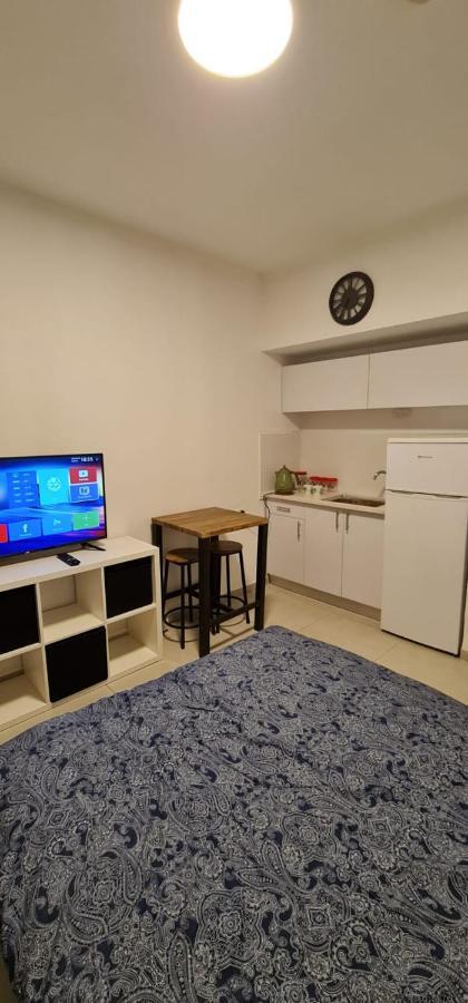 דירת חדר יפה ונעימה באיזור פסטורלי ושקט Apartment Zikhron Ya'akov ภายนอก รูปภาพ