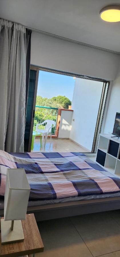 דירת חדר יפה ונעימה באיזור פסטורלי ושקט Apartment Zikhron Ya'akov ภายนอก รูปภาพ